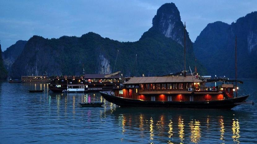 Ngoc Anh Hotel Халонг Экстерьер фото